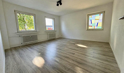 Schöne 2-Zimmer-Wohnung mit großem Balkon in ruhiger und attraktiver Lage von Duisburg