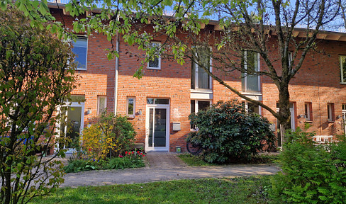 Familienfreundliches Reihenhaus mit Gartenanteil und Stellplatz - rechtlich Eigentumswohnung (WEG)