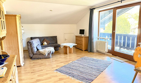 Cozy 2-room apartment with balcony, located in the heart of a mountain and nature area; furnished; available for a fixed term of 2 years.