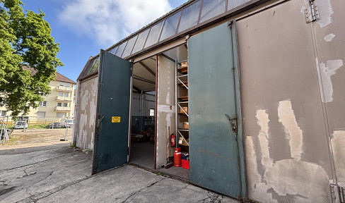 Commercial/warehouse building in a central location.