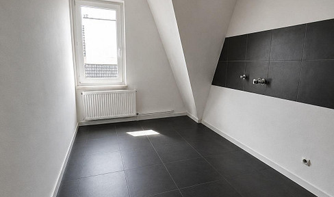 Beautiful apartment with approximately 45 square meters of living space, located in a quiet building with 4 units.