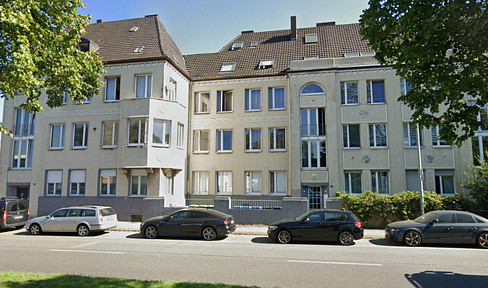 Voll vermietetes Mehrfamilienhaus mit stabilem Cashflow und Entwicklungspotenzial in Krefeld