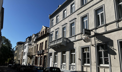Charmante Stil-Altbauwohnung in zentraler Lage