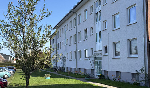 „Provisionsfrei“ 2 Zimmer mit großem Balkon