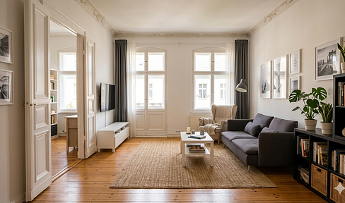 Sehr schöne 3 Zimmer Altbauwohnung 85qm, 4.OG, VH, Provisionsfreie, Bezugsfrei in Berlin Schöneberg
