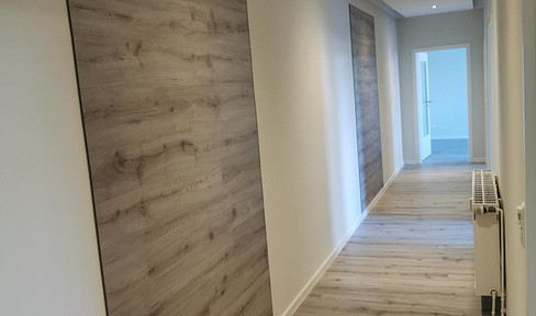 Wohnung in ruihiger Lage mit Küche und Garage