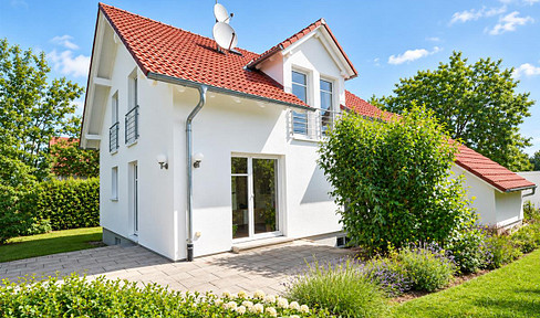 Charming single-family home in a quiet location.