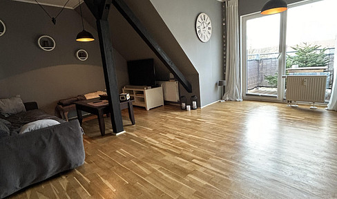 Family-friendly 4-room apartment with balcony, fitted kitchen, and a quiet location.