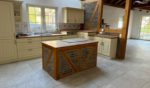 98qm Loft Wohnung Flamersheim mit Sonnenterrasse, Küche, Kamin, Galerie Erstbezug