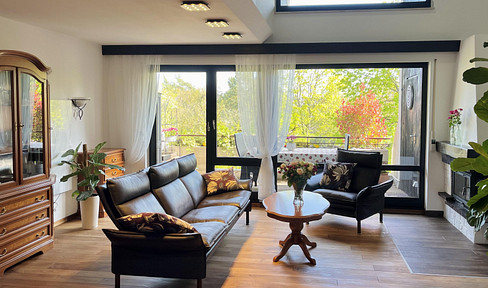 Großzügige Galerie-Wohnung für Familien – viel Licht, Platz & Top-Zustand