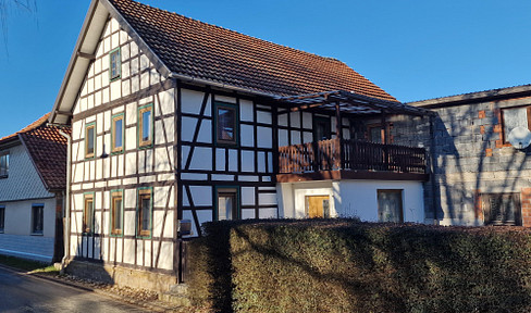 Haus mit großem Garten, ländlich, ruhige Ortsrandlage