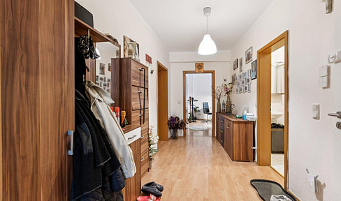Erstbezug nach Sanierung 5,5 Zimmer Whg mit EBK 10 min. vom Essen Hbf