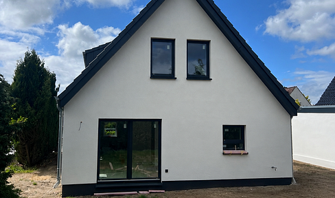 Modernisiertes freistehendes Einfamilienhaus in Glinde – Energieeffizienz A