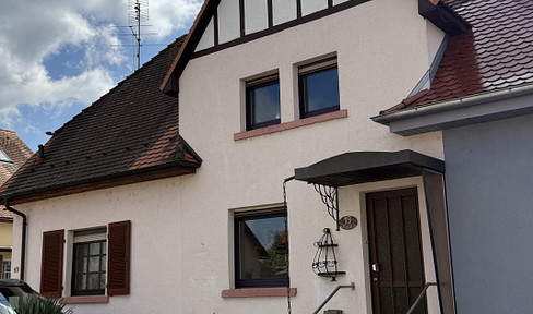 Einfamilienhaus mit großem Garten
