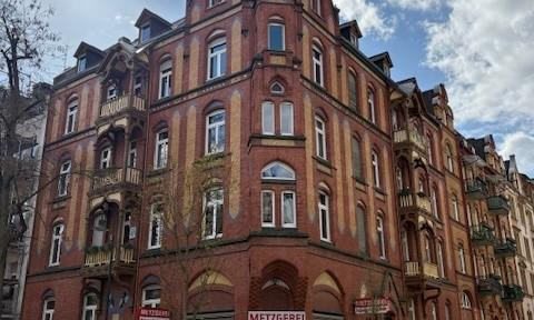 Neuwertige 3 Zimmer Wohnung mit Terrasse zu verkaufen