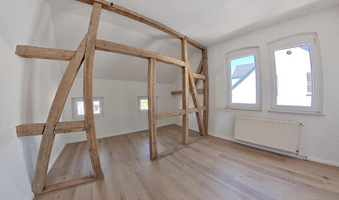 Einfamilienhaus mit Fachwerk & Garten - Erstbezug nach Sanierung