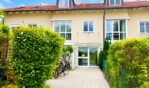 Ruhige, helle Wohnung am Standrand