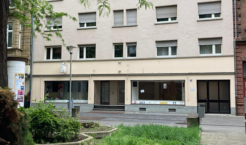 Geräumige 2 Zimmer Wohnung mit Balkon und Dachterrasse in Ludwigshafen Mitte