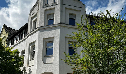 Gepflegtes, vollvermietetes Mehrfamilienhaus mit Balkonen in Zwickau