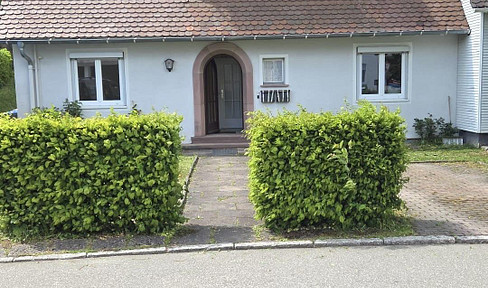Charmantes 2-Familiem-Haus im Zentrum *ohne Provision*