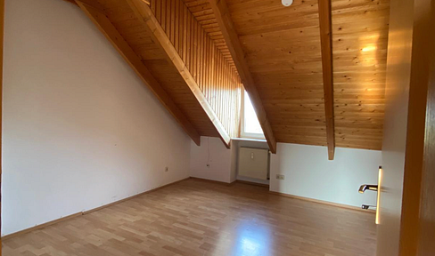 2-room apartment, Groß-Umstadt city center.