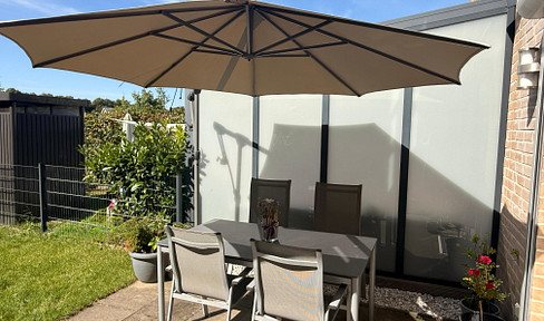 Modern terraced house, built in 2016, situated in a quiet location in a prime area of Ahrensburg – NO COMMISSION!