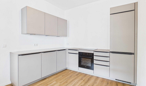 Erstbezug nach Kernsanierung: Design-Wohnen im Herzen der Straubinger Altstadt