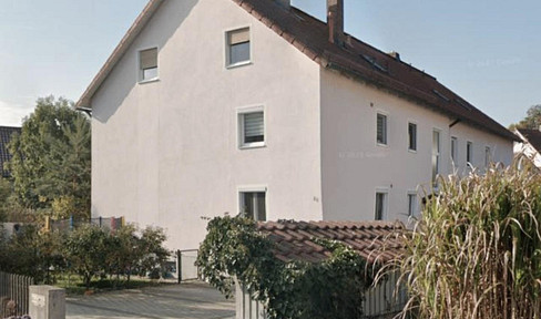 Charming 3.5-room apartment with a garden, located in a quiet area just outside of Regensburg.