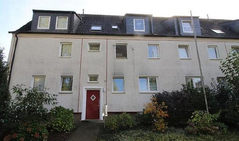 Attraktive Erdgeschosswohnung (2 Zimmer) mit Balkon & EBK in ruhiger Lage