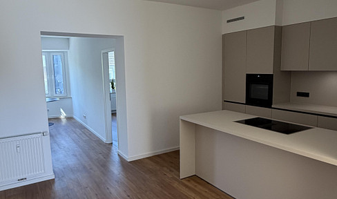 Traumhafte Kernsanierte 2-Zimmer-Wohnung im Herzen von Langenfeld