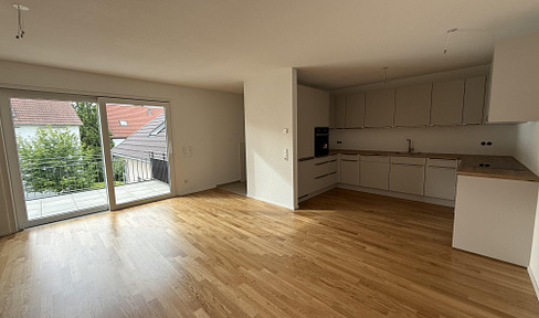 🏡 Modern, newly built 3-room apartment with balcony and underground parking in Binzen – Available for first occupancy starting in June 2026.