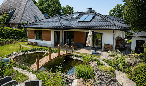 Development potential: A special detached house with a wellness area and garden, located in Witten-Bommern.