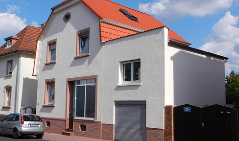 Einfamilienhaus mit Ladenlokal in Dietzenbachs Altstadt
