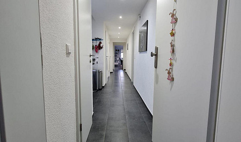 Traumhafte Dachgeschosswohnung - zeitnah frei