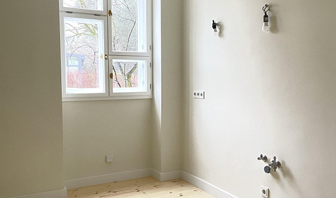 Move in immediately: Bruno Taut terraced house, completely and historically appropriate renovated.