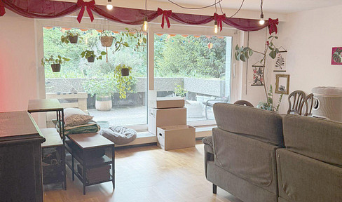Moderne sehr helle 3 Zi-Whg Wohnung mit großer Terrasse sowie Schwimmbad und Sauna in Durlach