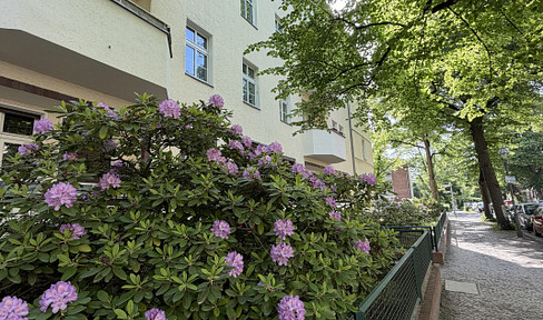 Completely renovated 5.5-room apartment in Schmagendorf, with no service charges.