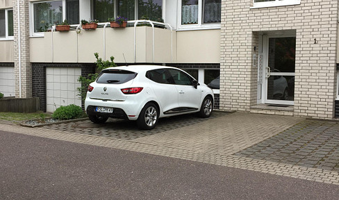 Große helle 1-Zimmerwohnung mit Einbauküche in ruhiger und grüner Wohnlage zu vermieten