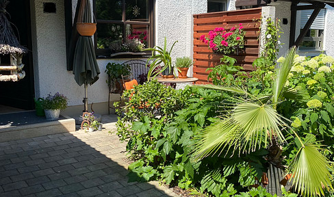 Office space for rent in a desirable residential area in Gilching.
