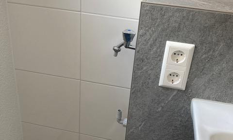 1 ZKB mit Balkon, KL-City, ruhige Lage, ideal für berufstätigen Single oder Azubi