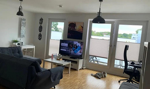 Modern 3-room apartment with balcony and fitted kitchen in Cologne.