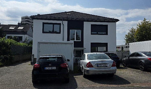 Zentral & Gemütlich: Attraktive 4-Zimmer-Wohnung in Eschborn