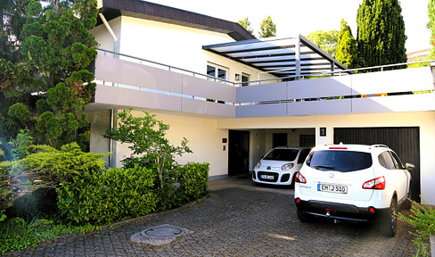 Traumhaftes Familienanwesen! Gelegenheit in Köndringen-Teningen!
