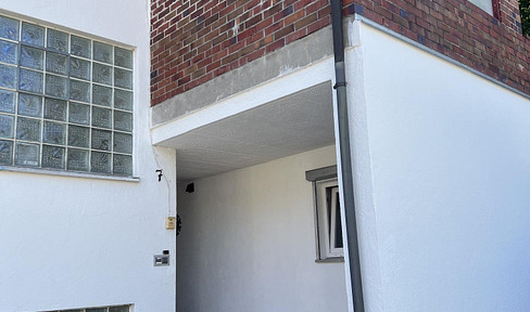 4-room apartment with a spacious terrace.
