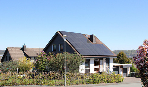 Exclusive single-family home with garden in Bromskirchen.