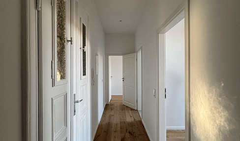 Spacious 1.5-room apartment, ready to move in or ideal for renting out.