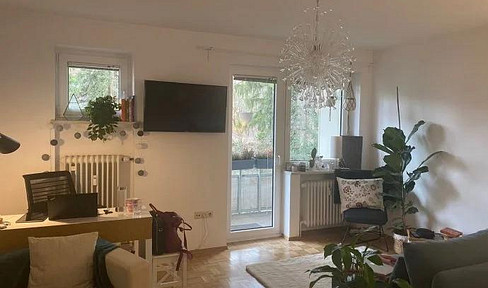 Beautiful, furnished apartment for rent in Schwabing-Nord, near the English Garden.