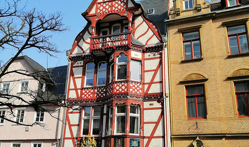 Exklusive 1-Zimmer-Wohnung mit Einbauküche und Balkon