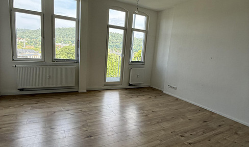 Exklusive 1-Zimmer-Wohnung mit Einbauküche und Balkon