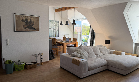 Spacious and bright 4.5-room maisonette apartment for sale in Schweinfurt.
